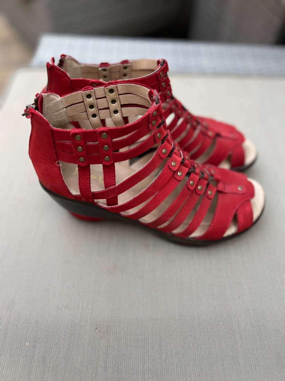 Jambu Red Strappy Studded Gladiator wedges sandals 👡 - Picture 3 of 12